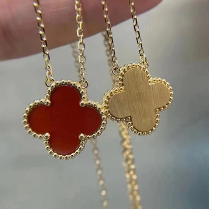 [Regalia Jewelry]CLOVER 15MM CARNELIAN SINGLE FLOWER NECKLACE