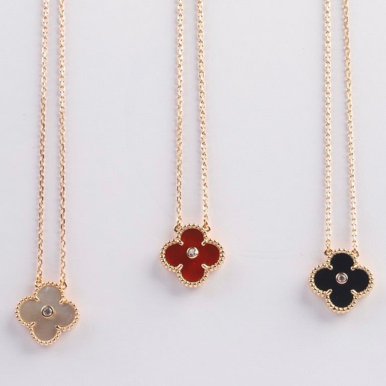 [Regalia Jewelry]CLOVER 15MM DIAMOND CARNELIAN NECKLACE