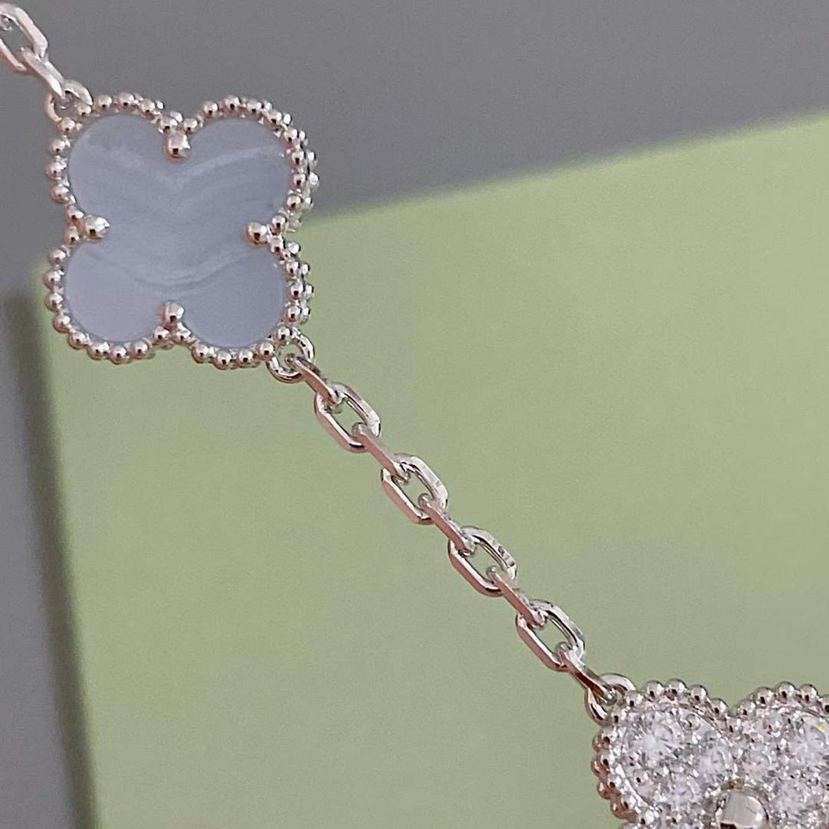[Regalia Jewelry]CLOVER  5 MOTIF DIAMOND PURPLE CHALCEDONY BRACELET SILVER