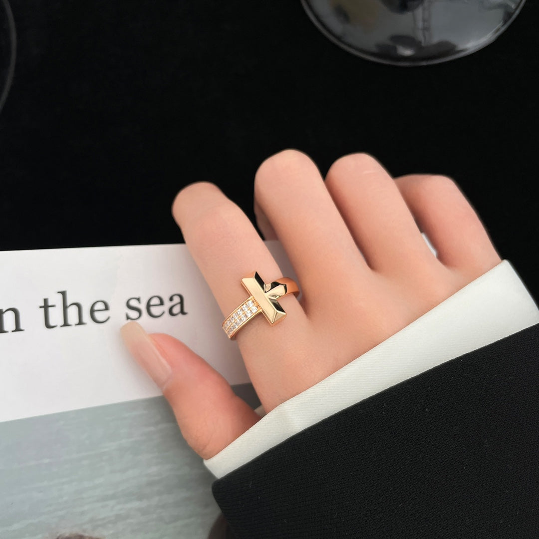 [Regalia Jewels]T WIDE DIAMOND RING