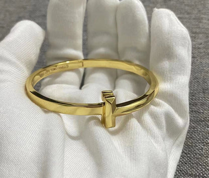 [Regalia Jewels]T1 WIDE HINGED BANGLE BRACELET