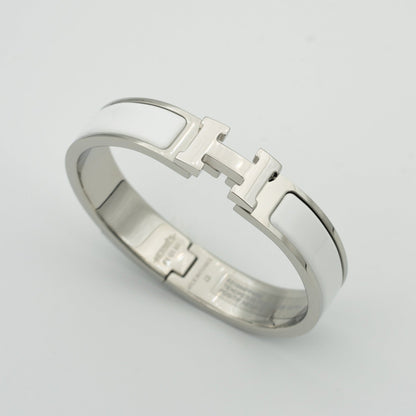 [Regalia Jewelry]H WHITE BRACELET