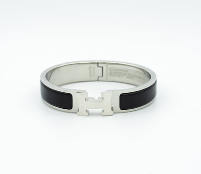 [Regalia Jewelry]H BLACK BRACELET