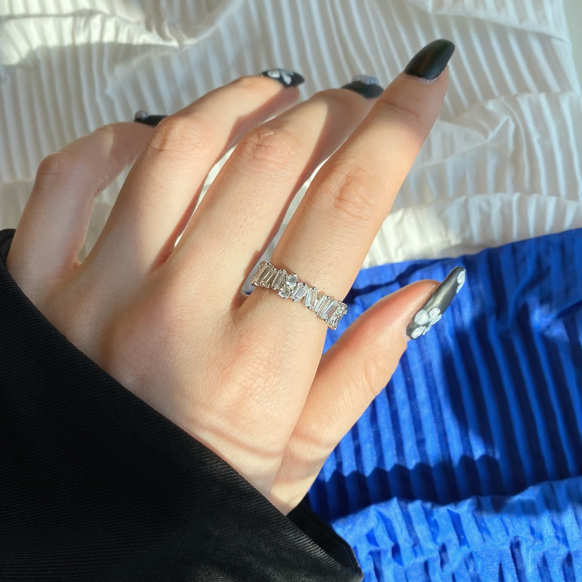 [Regalia Jewelry]Delicate Multi Shape Tennis Ring