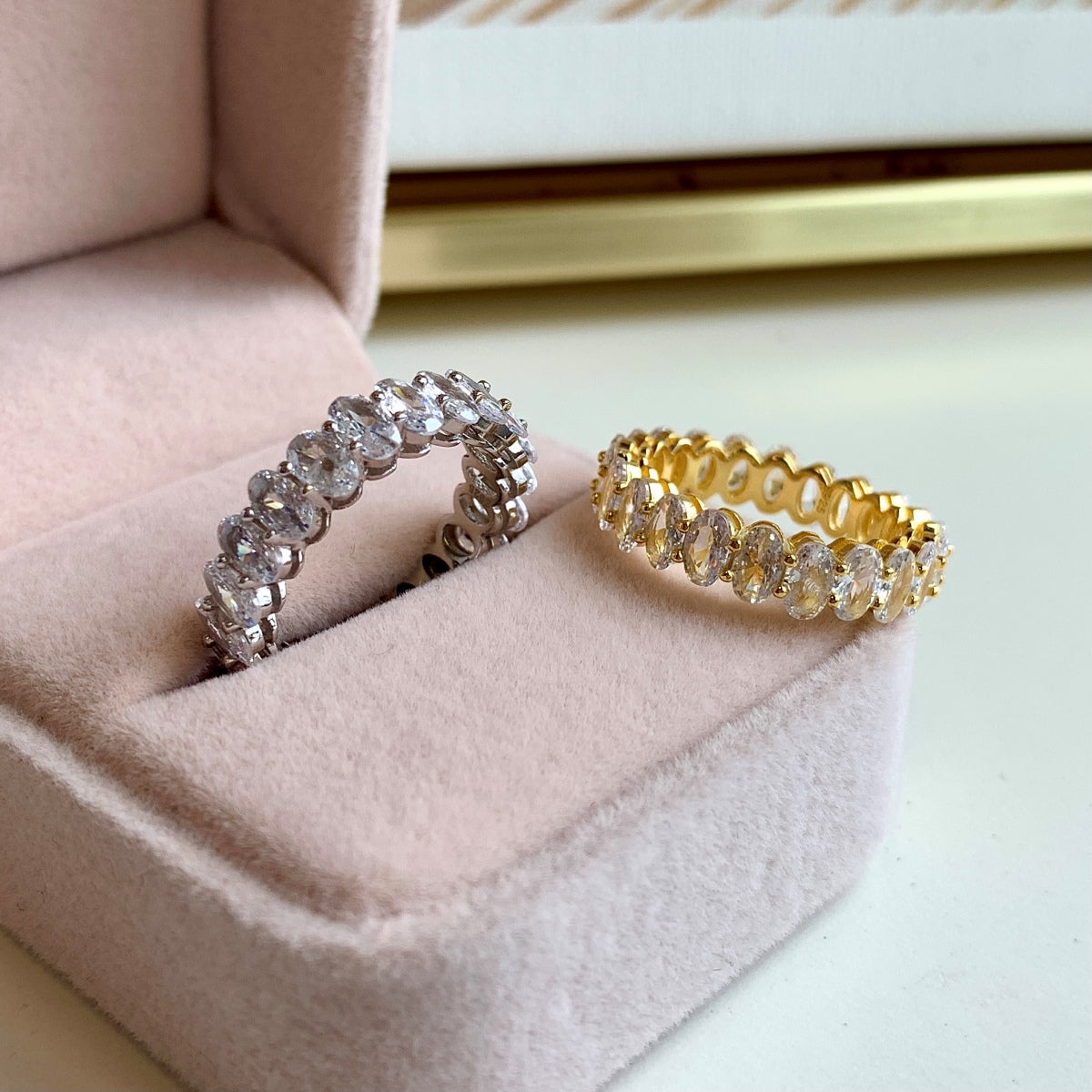 [Regalia Jewelry]Ornate Oval Cut Tennis Ring