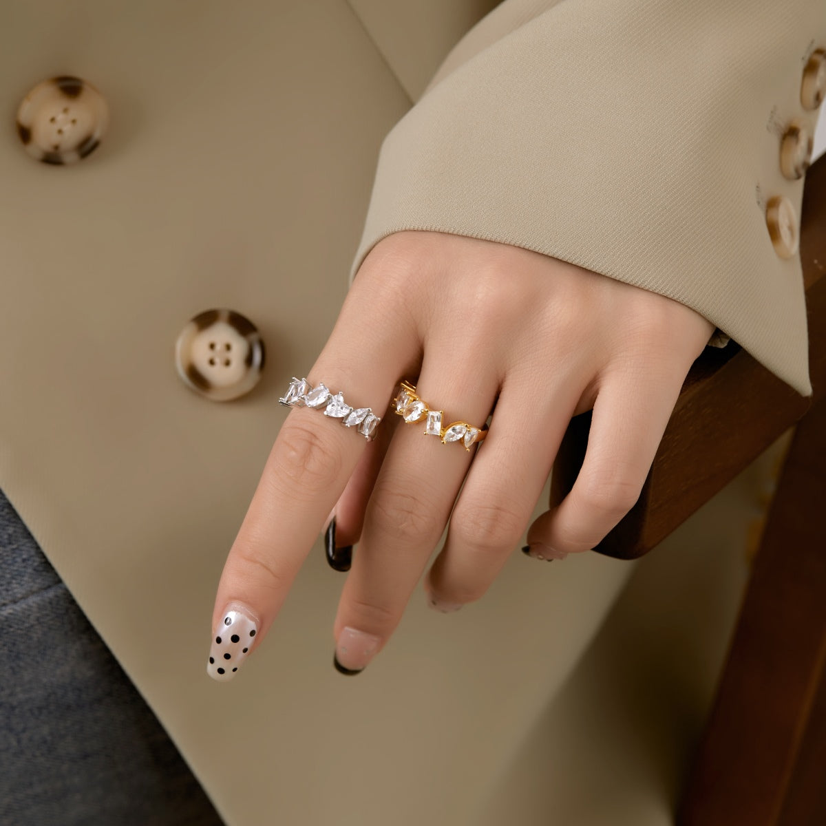 [Regalia Jewelry]Delicate Multi Cut Ring