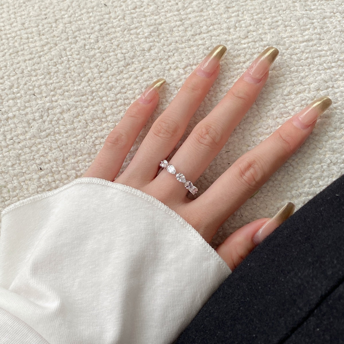 [Regalia Jewelry]Exquisite Pear Cut Tennis Ring