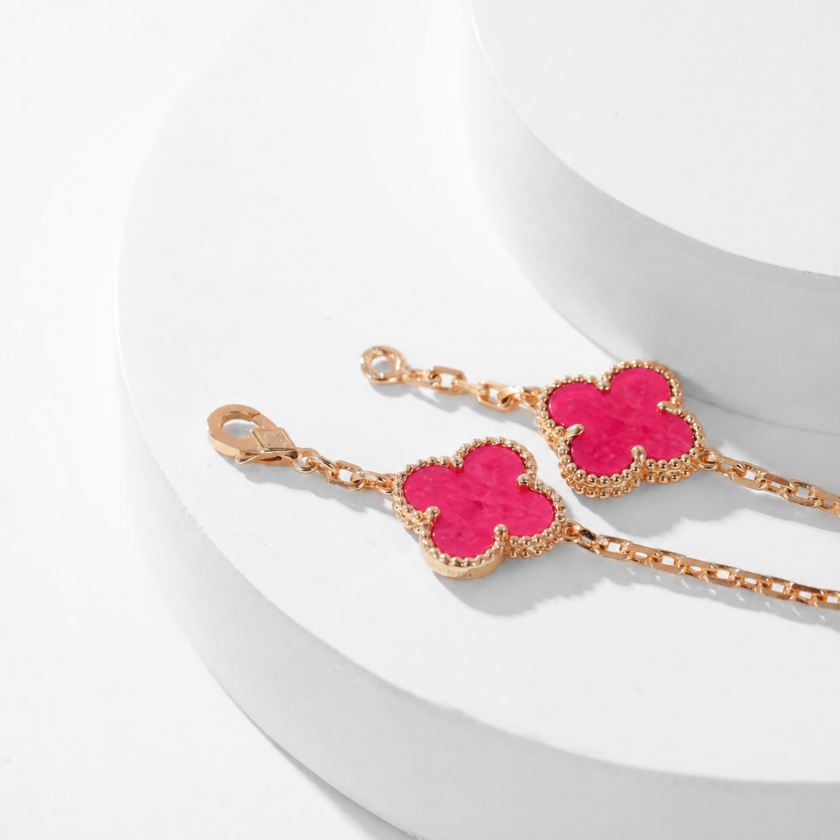 [Regalia Jewelry]CLOVER 20 MOTIFS PINK ENAMEL NECKLACE