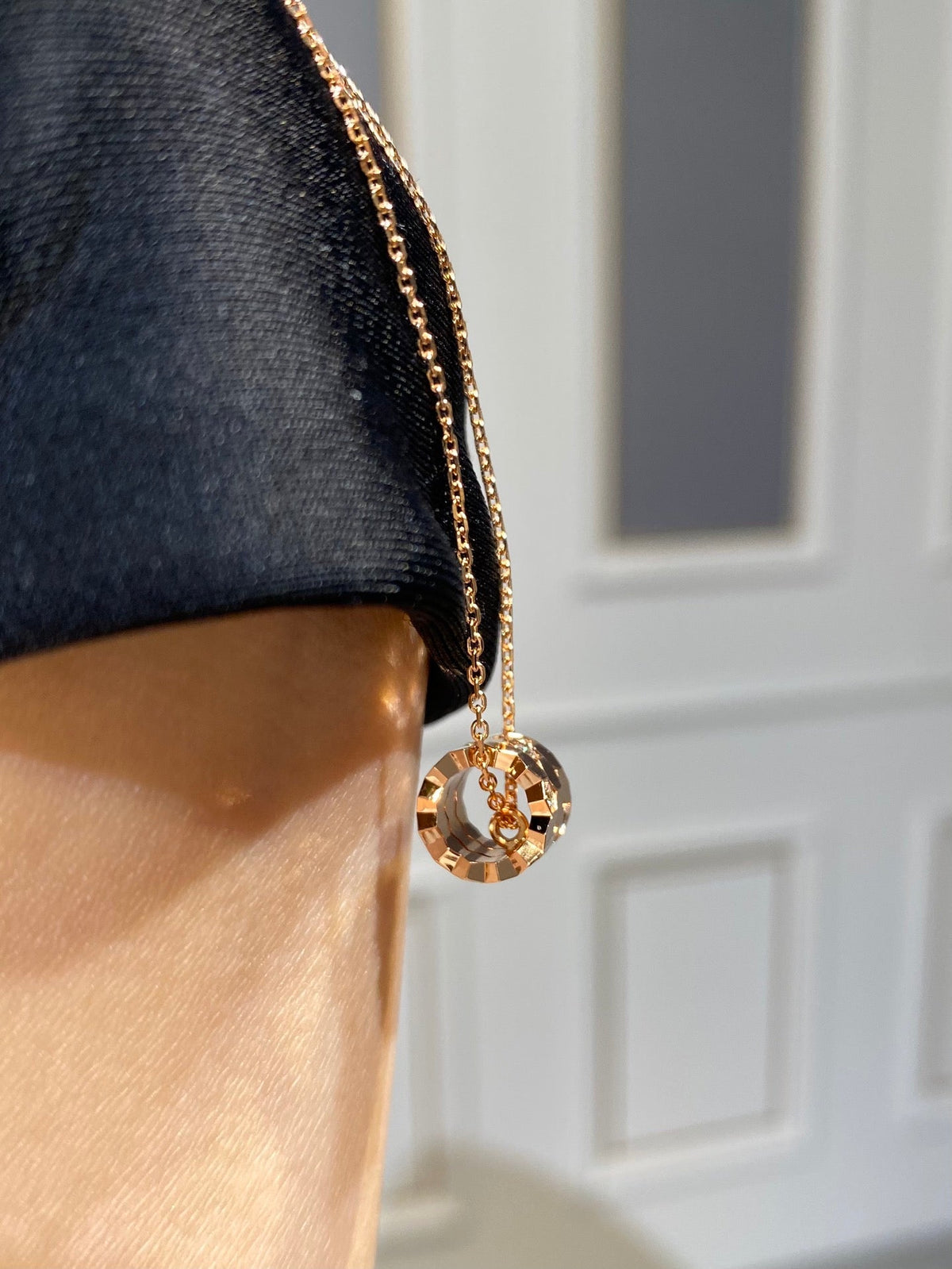 [Regalia Jewelry]BEE LOVE DIAMOND NECKLACE