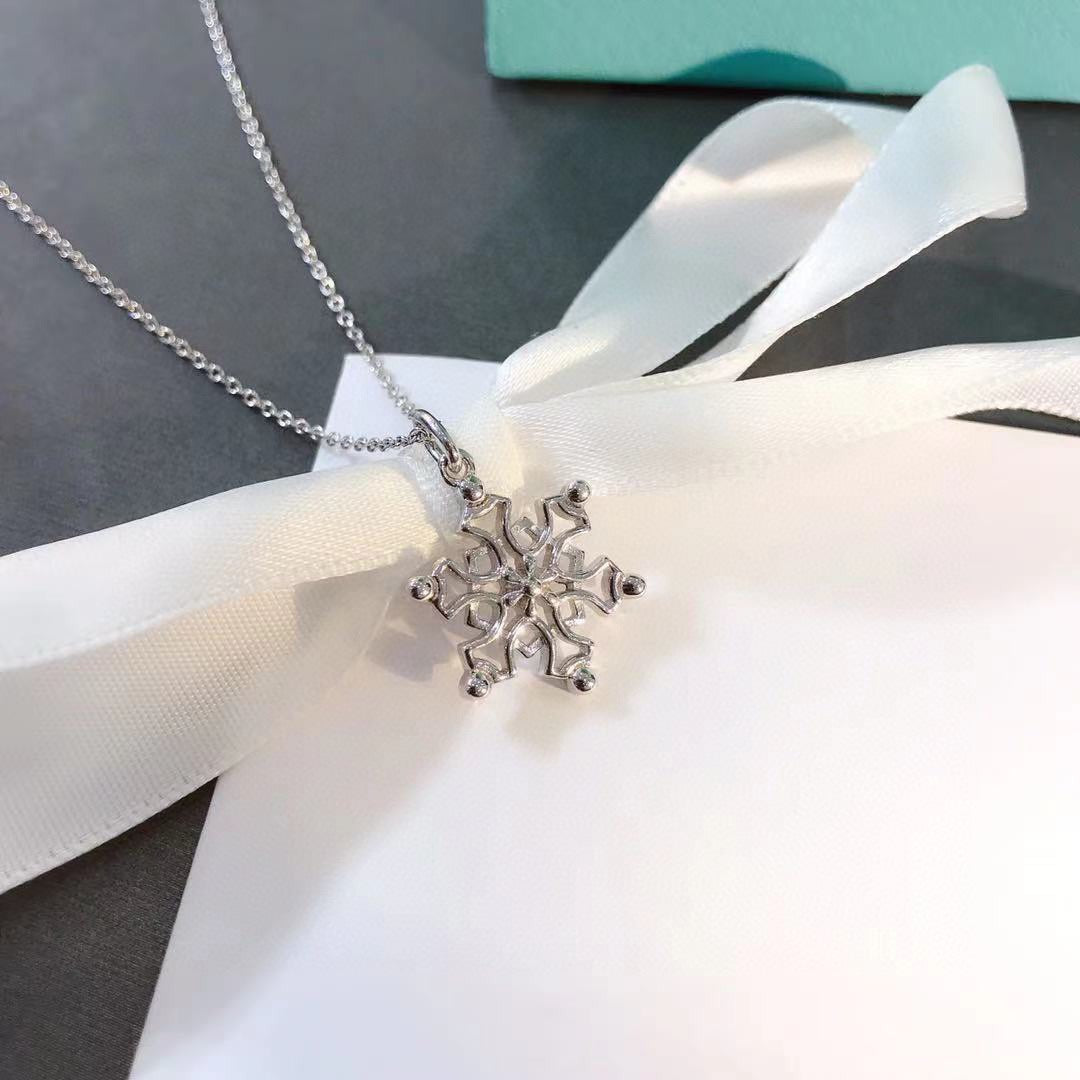 [Regalia Jewels]STERLING SILVER SNOWFLAKE PENDANT NECKLACE