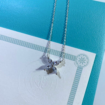 [Regalia Jewels]PLATINUM AND DIAMOND VICTORIA PENDANT NECKLACE