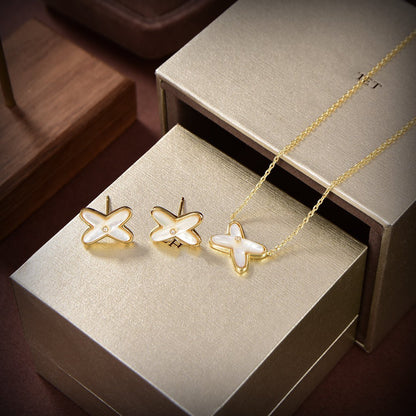 [Regalia Jewelry]JEUX DE WHITE MOP GOLD DIAMOND EARRINGS