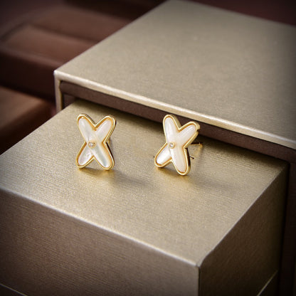 [Regalia Jewelry]JEUX DE WHITE MOP GOLD DIAMOND EARRINGS