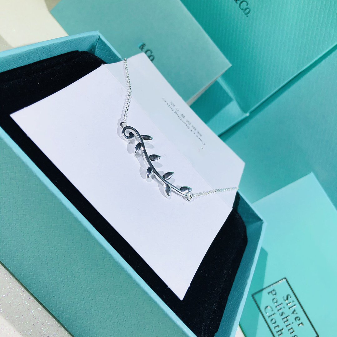 [Regalia Jewels]PALOMA PICASSO STERLING SILVER OLIVE BRANCH NECKLACE