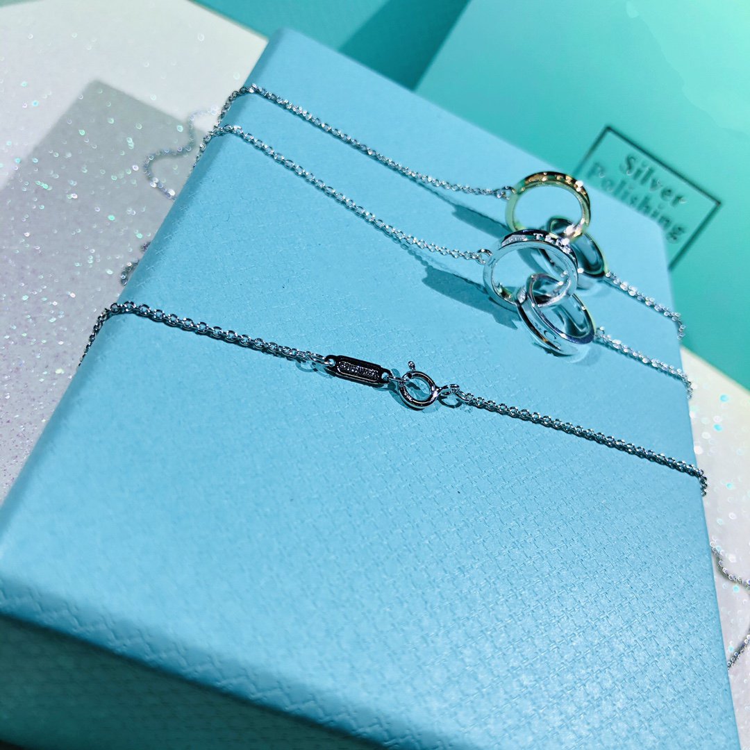 [Regalia Jewels]INTERLOCKING CIRCLES PENDANT SMALL NECKLACE