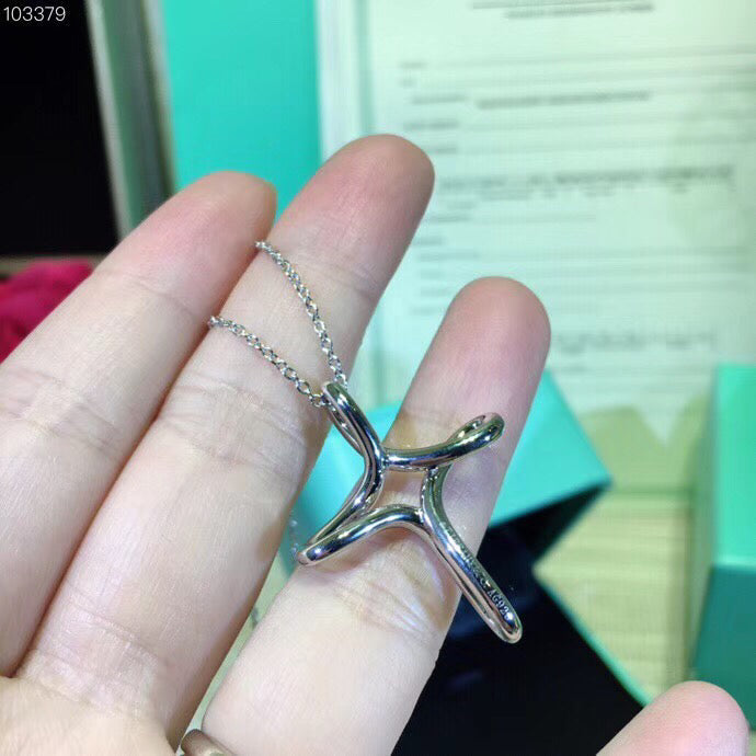 [Regalia Jewels]CROSS NECKLACE STERLING SILVER MATERIAL
