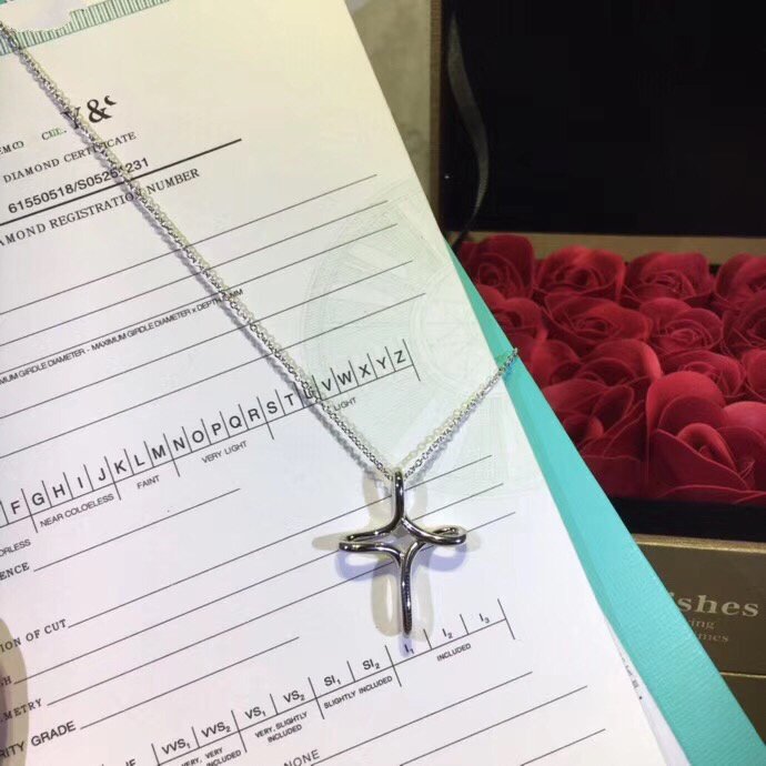 [Regalia Jewels]CROSS NECKLACE STERLING SILVER MATERIAL