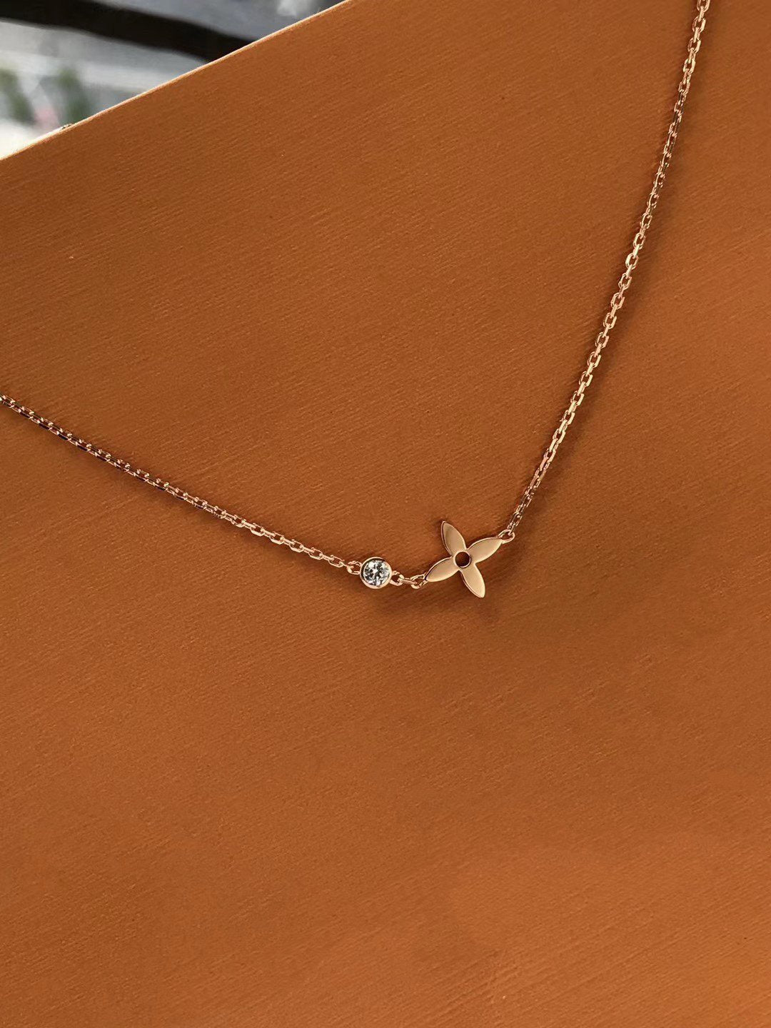 [Regalia Jewelry]BLOSSOM PENDANT PINK GOLD AND DIAMOND