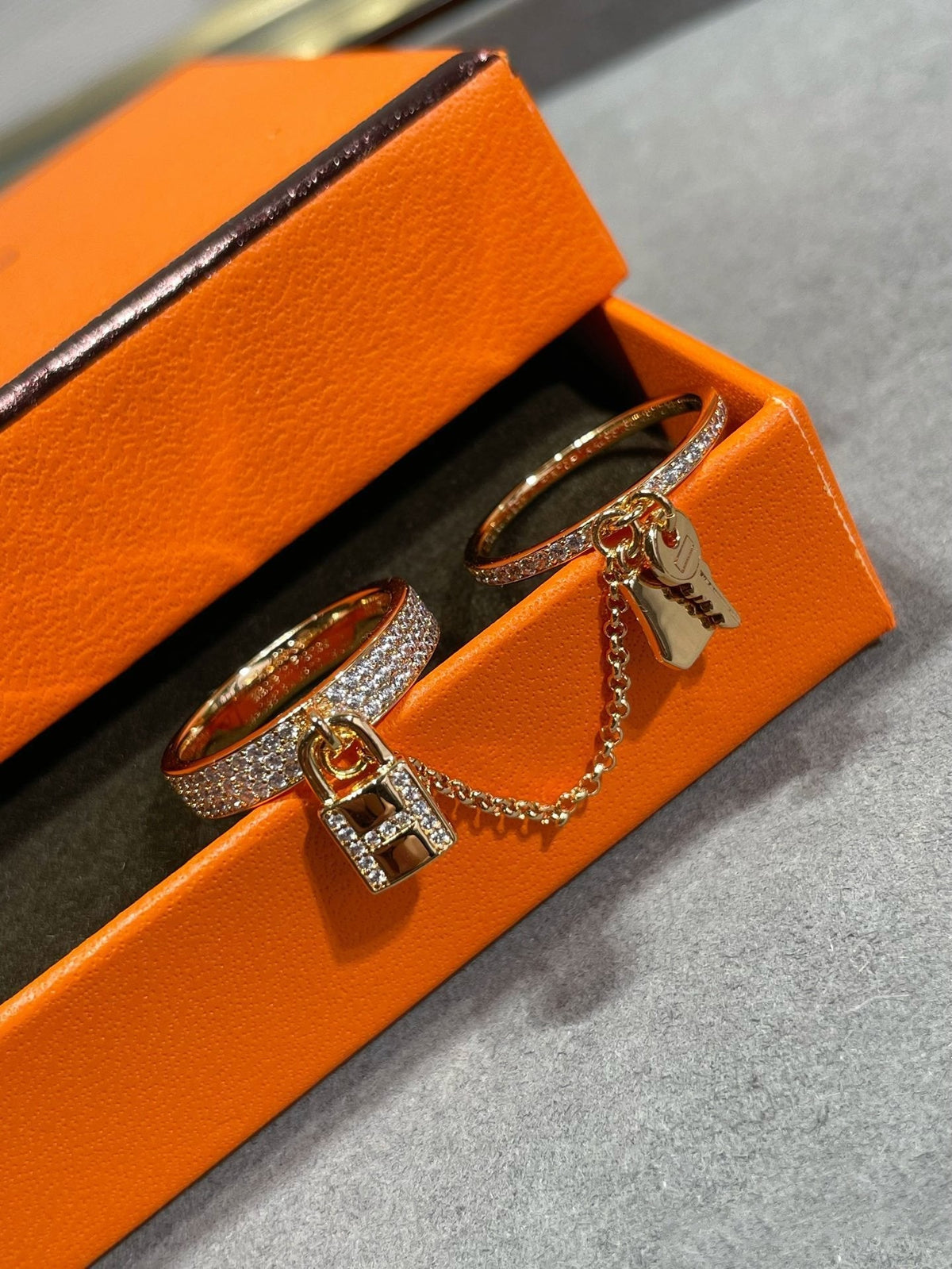 [Regalia Jewelry]HM KELLY CLOCHETTE DOUBLE RING IN  WITH DIAMONDS