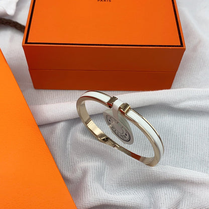 [Regalia Jewelry]CLASSIC HM CLIC WHITE 8MM ENAMEL BRACELET