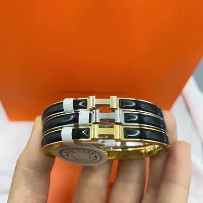 [Regalia Jewelry]CLASSIC HM CLIC BLACK 8MM ENAMEL BRACELET