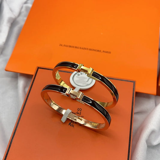 [Regalia Jewelry]CLASSIC HM CLIC BLACK 8MM ENAMEL BRACELET