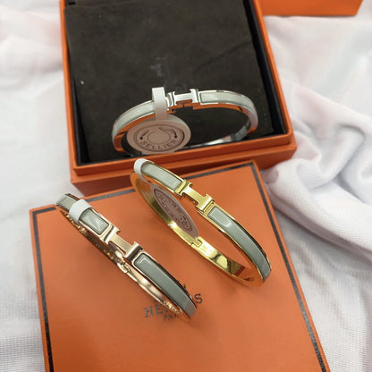 [Regalia Jewelry]CLASSIC HM CLIC GREEN 8MM ENAMEL BRACELET