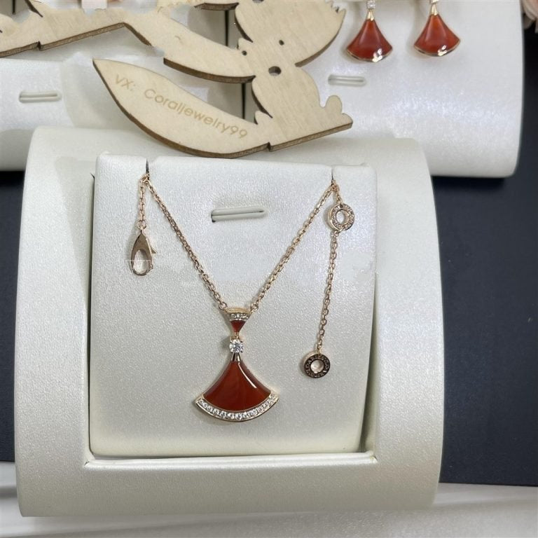 [Regalia Jewelry]DREAM NECKLACE CARNELIAN DIAMOND