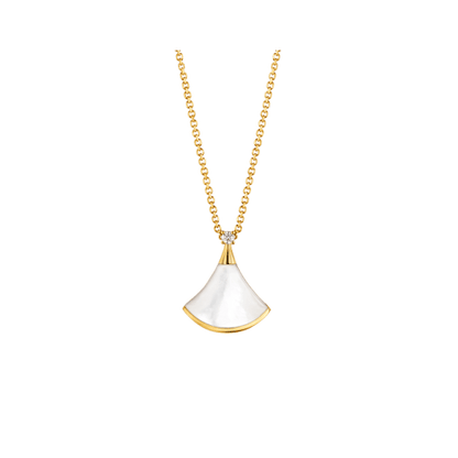 [Regalia Jewelry]DREAM NECKLACE WHITE MOP GOLD 1 DIAMOND