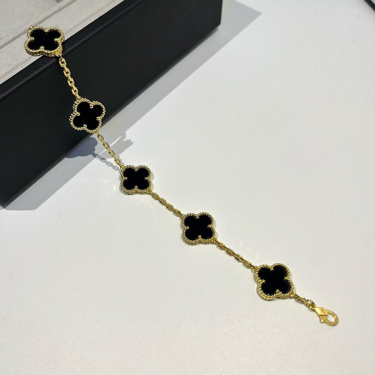 [Regalia Jewelry]CLOVER  5 MOTIFS BLACK ONYX BRACELET