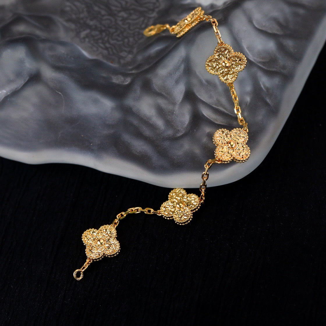 [Regalia Jewelry]CLOVER 5 MOTIFS BRONZING BRACELET