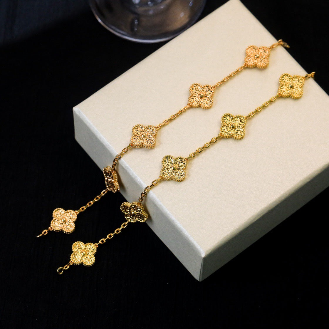 [Regalia Jewelry]CLOVER 5 MOTIFS BRONZING BRACELET