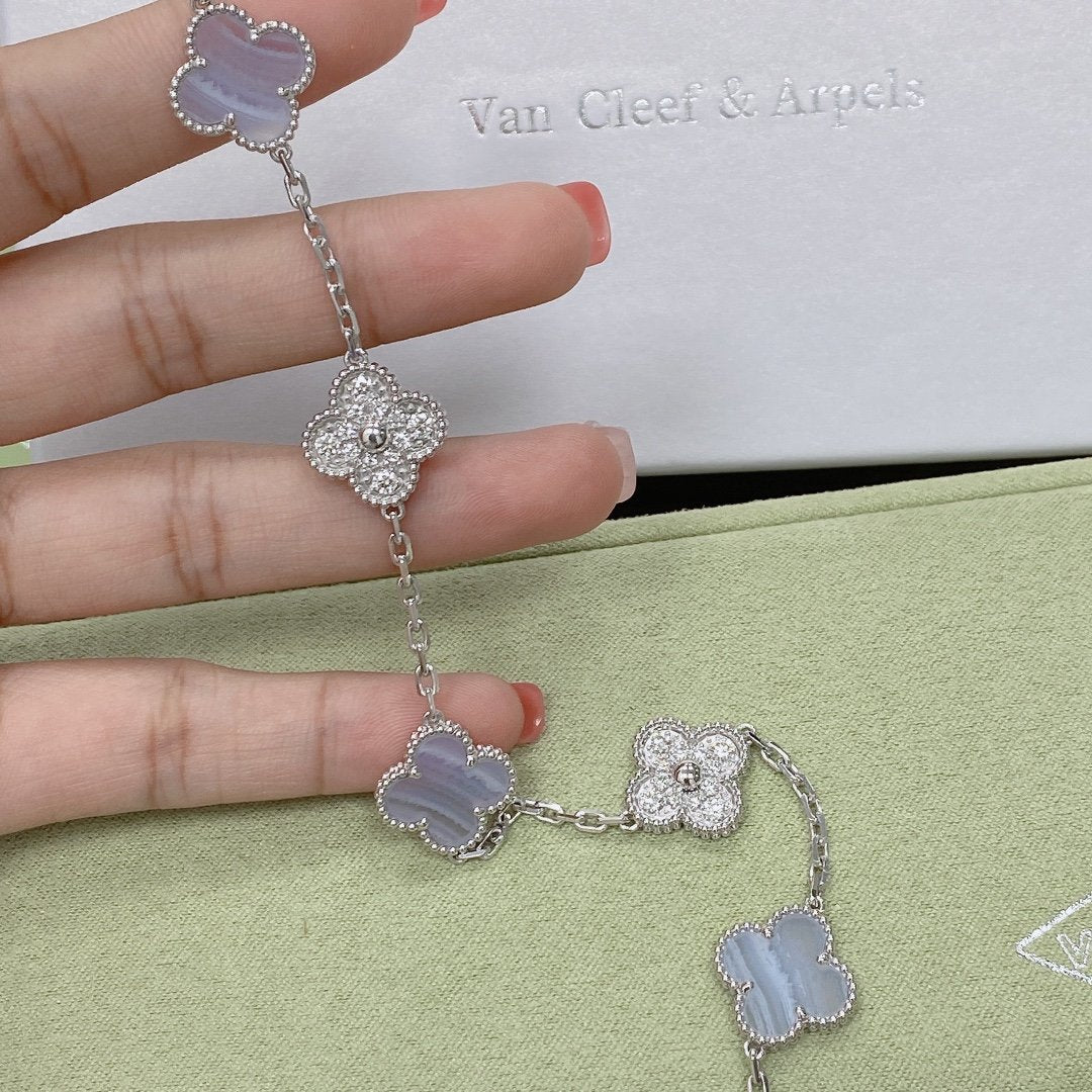 [Regalia Jewelry] CLOVER 5 MOTIF PURPLE CHALCEDONY BRACELET COLLECTION