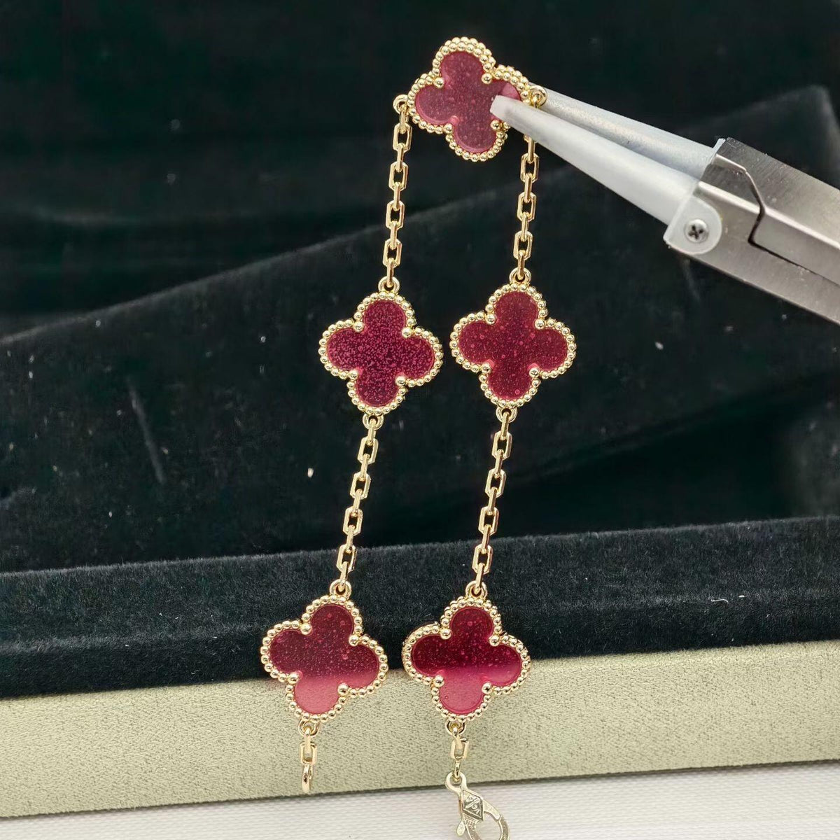 [Regalia Jewelry]CLOVER 5 MOTIFS PINK ENAMEL BRACELET