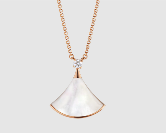 [Regalia Jewelry]DREAM NECKLACE WHITE MOP PINK GOLD 1 DIAMOND