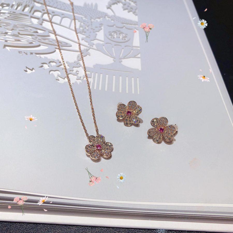 [Regalia Jewelry]FRIVOLE PINK GOLD FLOWER DIAMOND EARRINGS
