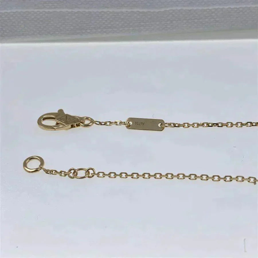 [Regalia Jewelry]CLOVER  CARNELIAN SINGLE FLOWER BRACELET