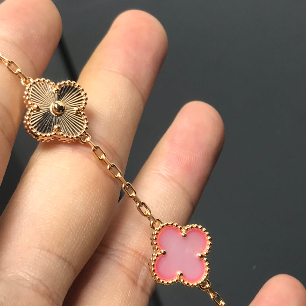 [Regalia Jewelry]CLOVER BRACELET 5 MOTIF PINK AND PINK GOLD