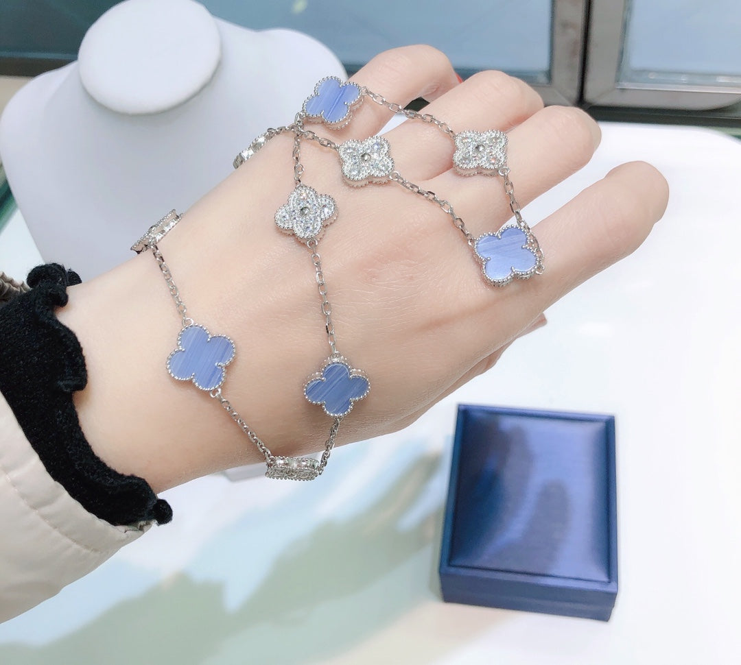 [Regalia Jewelry]CLOVER 10 MOTIFS CHALCEDONY DIAMONDS SILVER NECKLACE