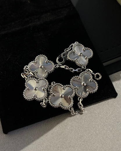 [Regalia Jewelry]CLOVER SILVER 5 MOTIFS BRACELET