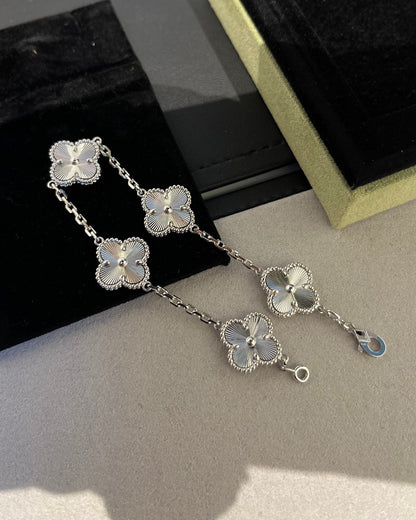 [Regalia Jewelry]CLOVER SILVER 5 MOTIFS BRACELET